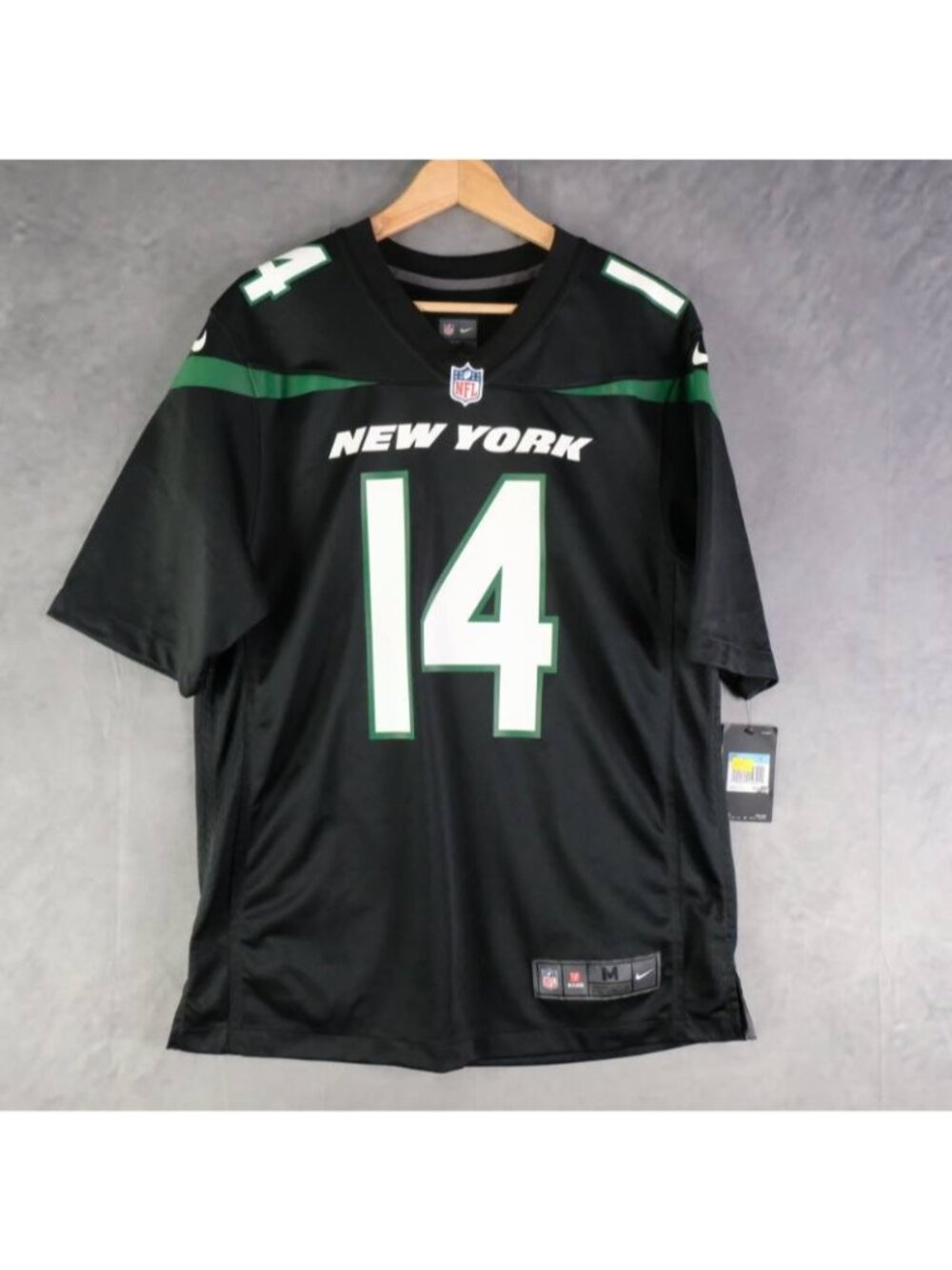 New York Jets Jersey Mens M Black Green NFL Sam Darnold 14 Shirt On Field